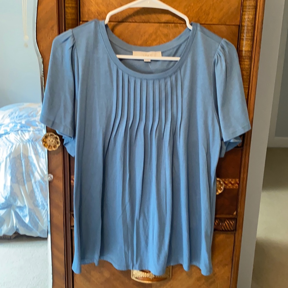 NWT blue Loft tee with pleating detail